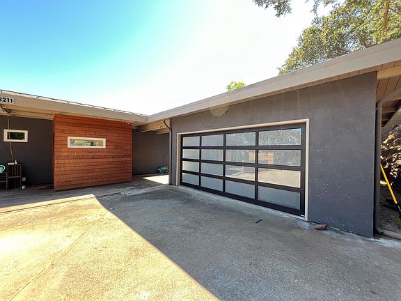 2nd image of 2211 Coronet Blvd
