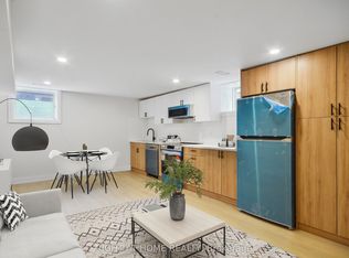 131 Kenilworth Ave, Toronto, ON M4L 3S7