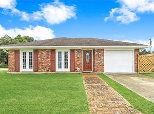 65 Madison Ave, Chalmette, LA 70043