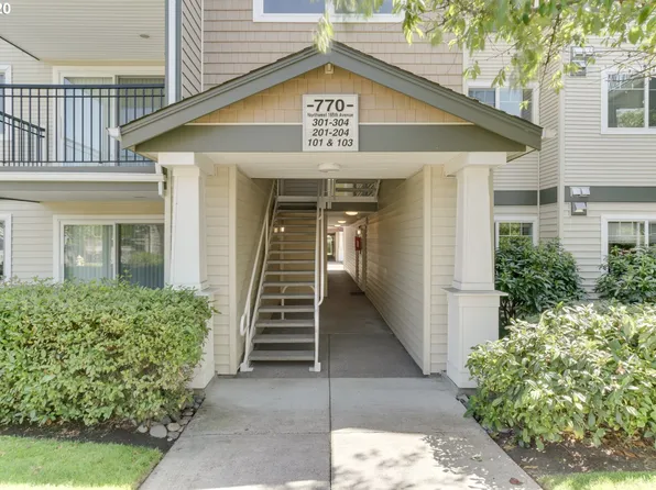 770 NW 185th Ave #202, Beaverton, OR 97005