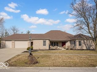 2202 W Peartree Ct, Columbus, IN 47201