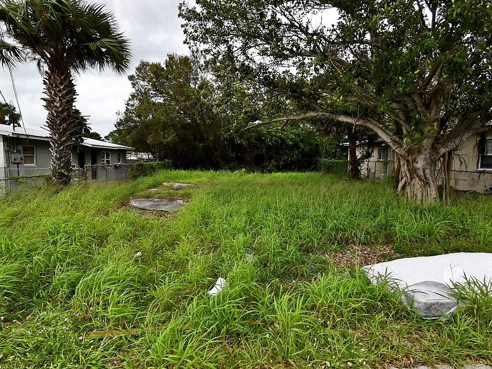 1st image of 1906 Avenue K