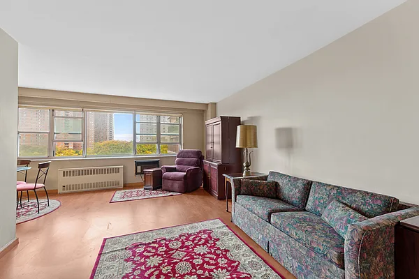Sold by Remax Edge | media 2