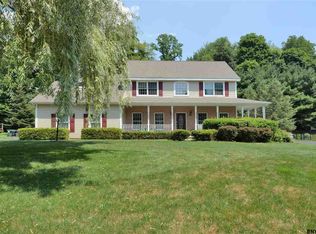 22 Birch Hill Rd, Ballston Lake, NY 12019