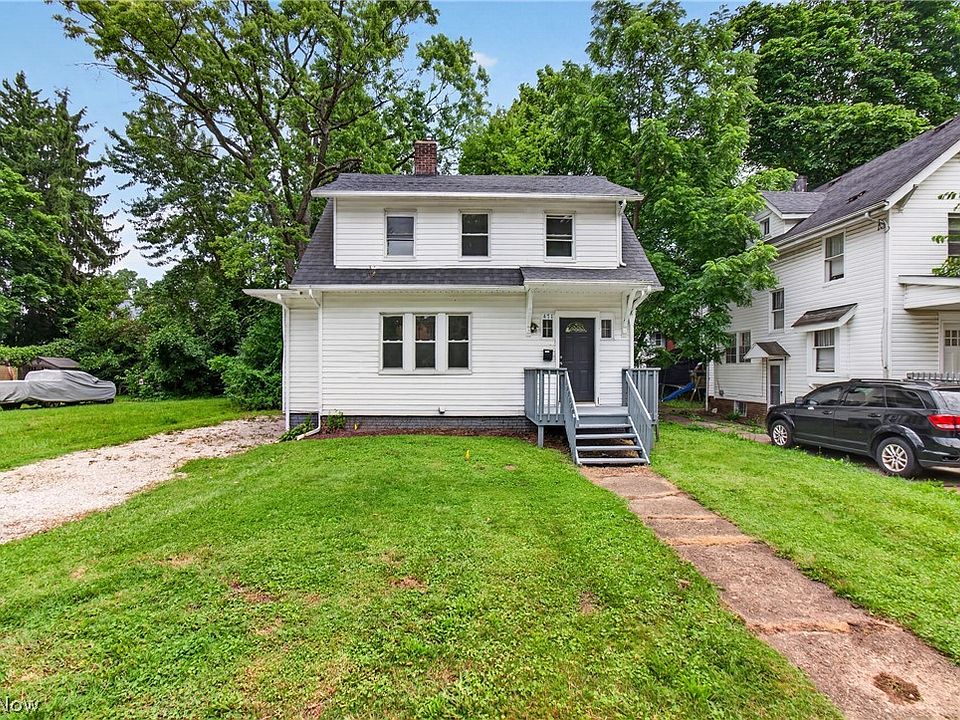 1st image of 471 Beechwood Dr