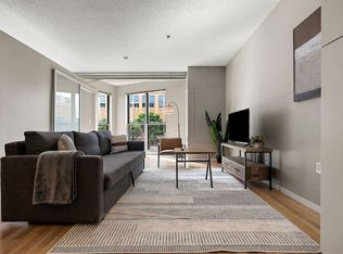 225 Portland Ave #ID1250939P, Minneapolis, MN 55401