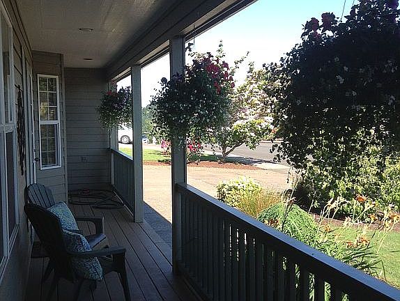 Front entryway