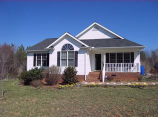 3413 Briarwood Ct, Efland, NC 27243
