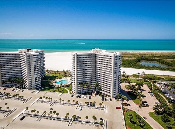 3rd image of 320 Seaview Ct #2-507