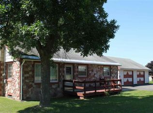 10 N Spruce St, Lanse, MI 49946