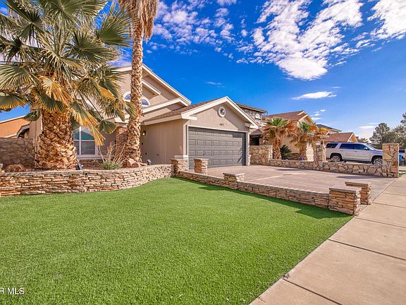 2nd image of 445 Valle Suave Dr