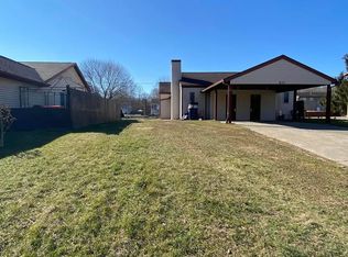 651 Huron Dr, Heath, OH
