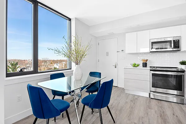 Rented by Compass | media 12