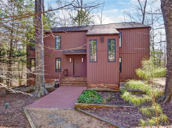 104 Crestwood Dr, Williamsburg, VA 23185