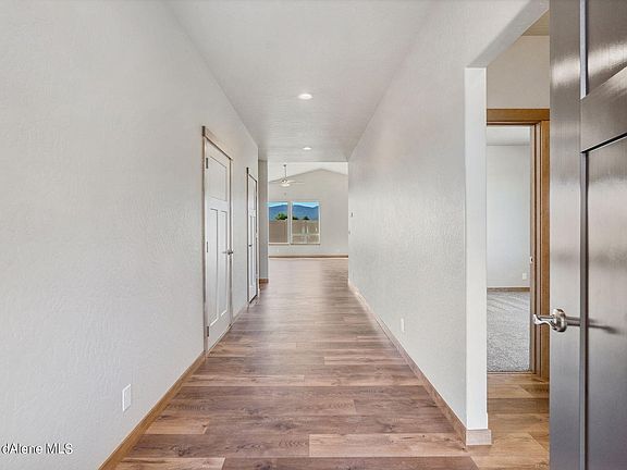 4th image of 1428 Tali Ave