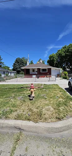 916 W 300 N Photo 1