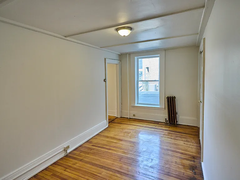 457 Main St #3 — Photo 7
