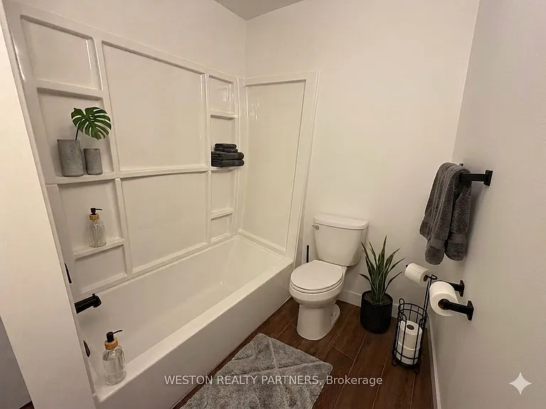 3030 Driftwood Dr E #42 — Photo 5