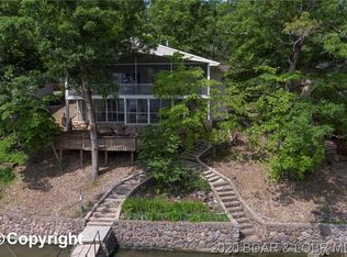 676 Shawnee View Dr, Sunrise Beach, MO 65079