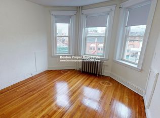 1167 Boylston St #27V, Boston, MA 02215