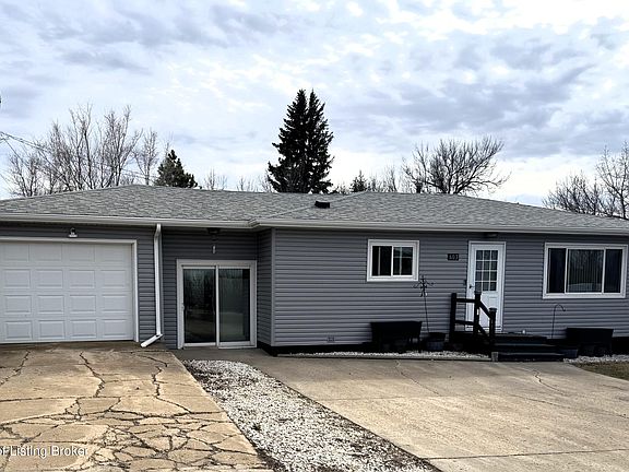 3rd image of 603 3rd Ave N