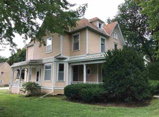 907 Main St, Tarkio, MO 64491