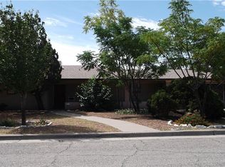 9528 Desert Ridge Dr, El Paso, TX 79925