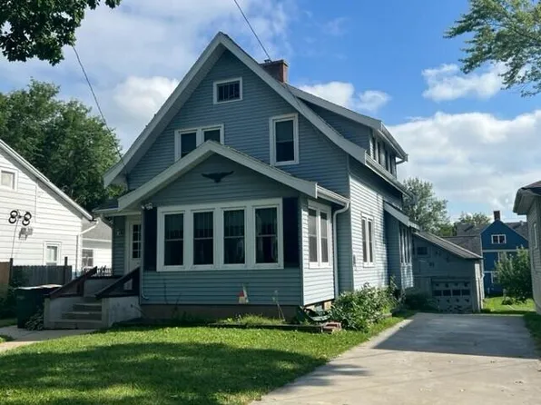 108 North 3rd STREET, Fort Atkinson, WI 53538