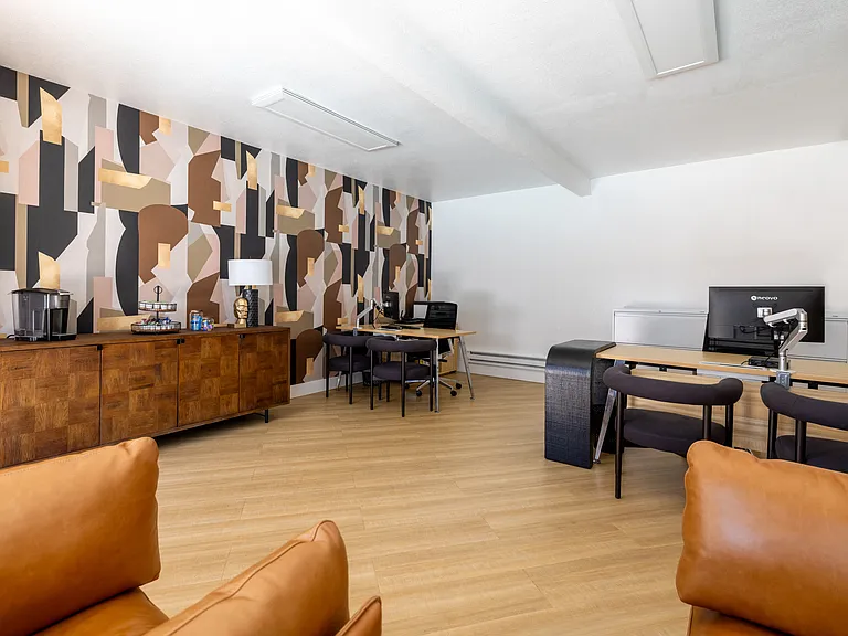 Campbell West Apartments — Photo 29