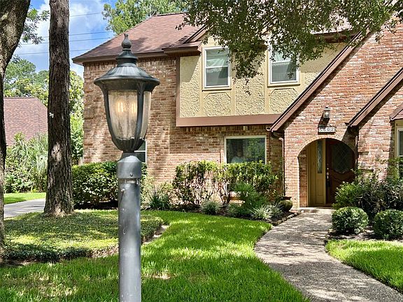 5th image of 5602 Fountainbridge Ln