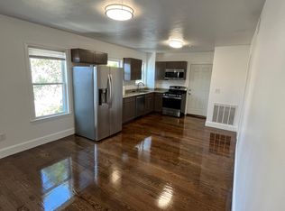 545 Essex St #3, Lynn, MA 01902