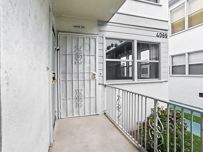 4069 Venice Blvd #5 — Photo 15