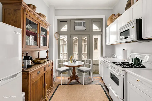 Rented by Corcoran | media 2