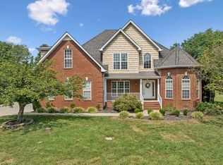 1913 Baskinbrook Ct, Murfreesboro, TN 37130