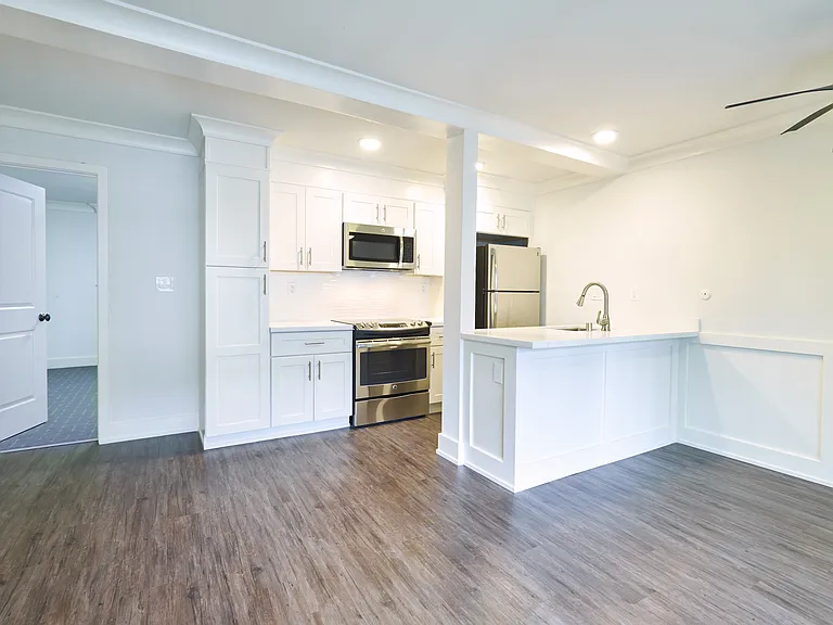 Ladera 1 Bed, 1 Bath Kitchen/Dining/Living Ladera 1 Bed, 1 Bath Kitchen/Dining/Living