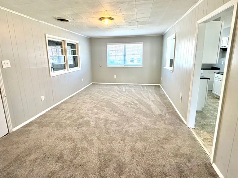 3203 Aden St — Photo 6