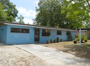 1021 Imperial Dr, Daytona Beach, FL 32117