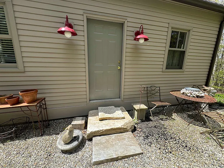 259 Nottingham Park — Photo 40