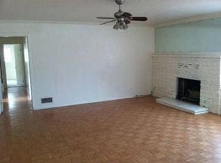 21997 Cherokee Ave, Apple Valley, CA 92307