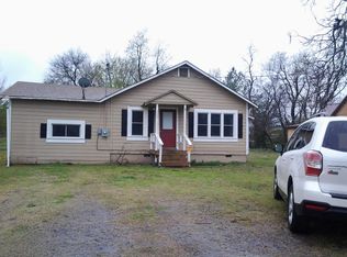 733 W Delaware St, Tahlequah, OK 74464