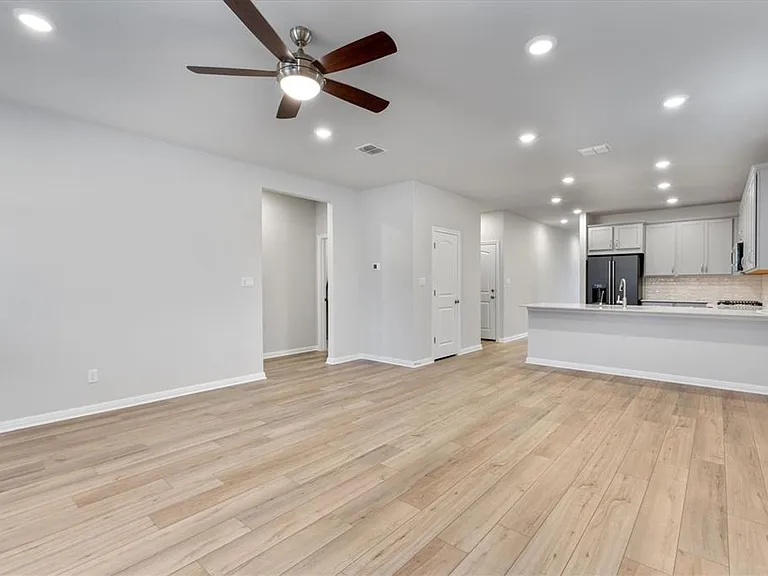 127 Wrangell Way — Photo 11