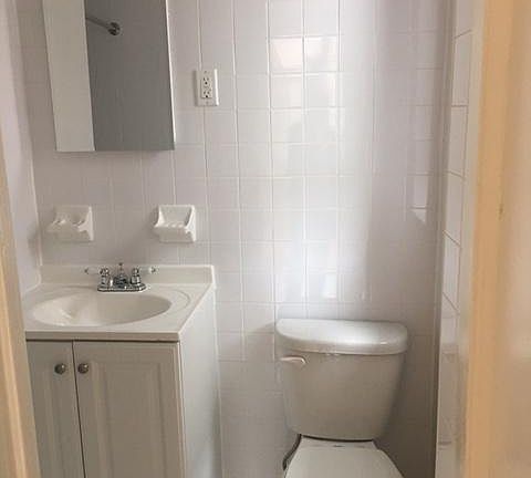 5th image of 33 Barker Ave Ste 2