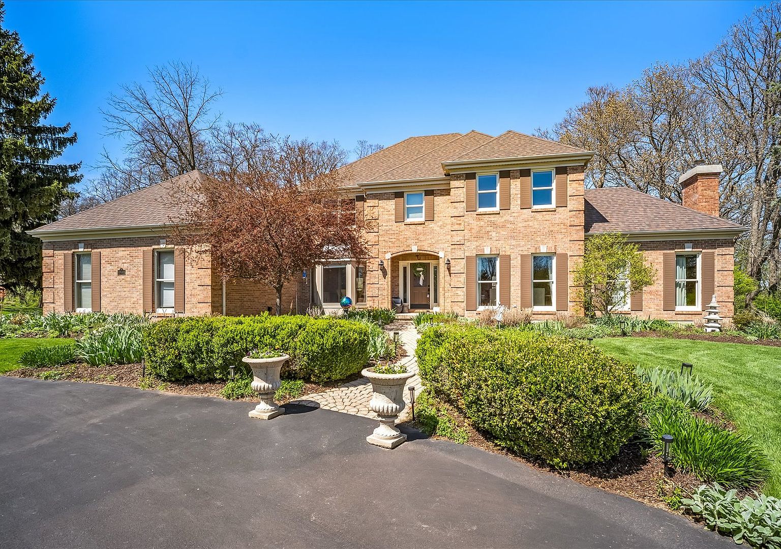 A*I様 House on the Hill Checker 41W668 Hunters Hill Dr, St Charles, IL 60175 | MLS #12625789 | Zillow