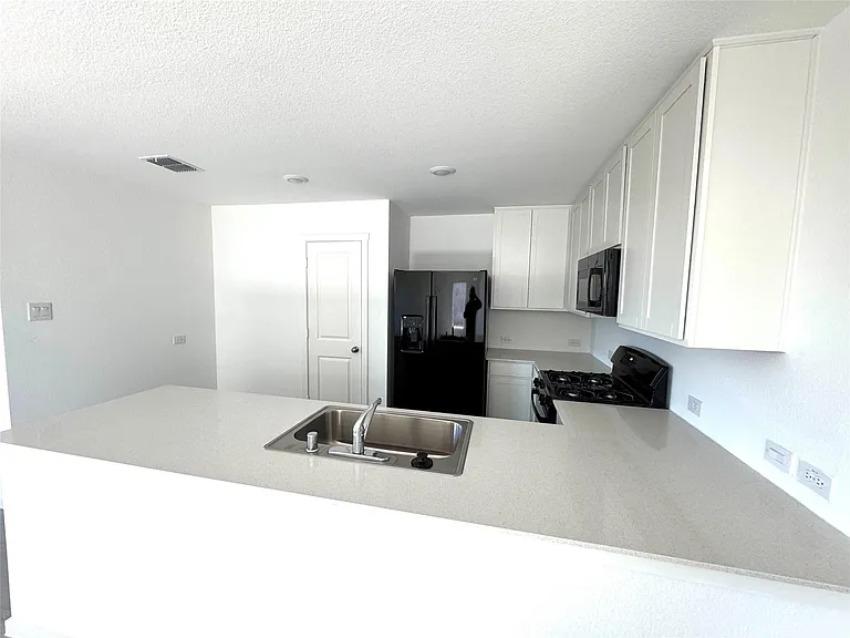 5308 Agalinis Ave — Photo 9