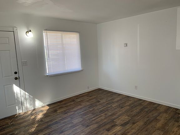 5th image of 6874 Walnut Ave #6874
