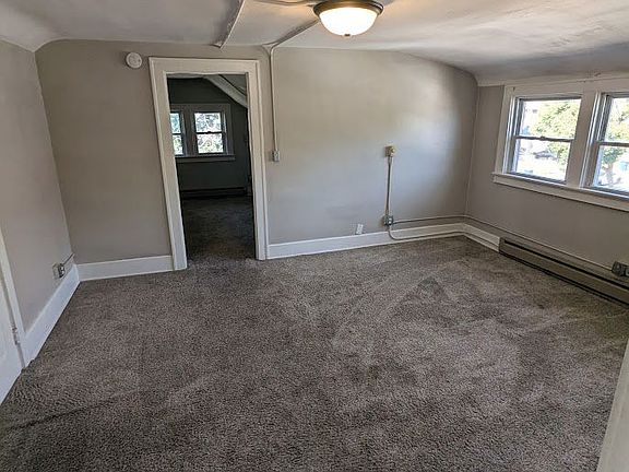 4th image of 1170 N 46th St #A
