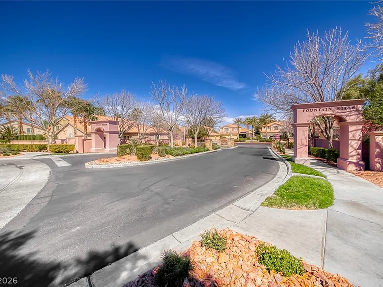 2122 Mooreview St — Photo 41