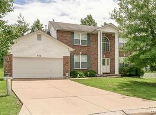 2516 Cardinal Crk, Saint Louis, MO 63129