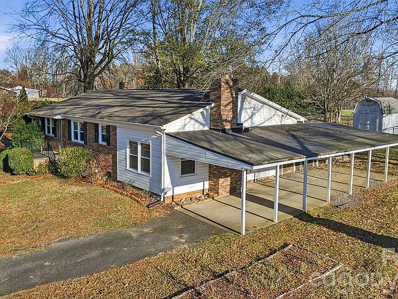 2nd image of 117 Wright Rd