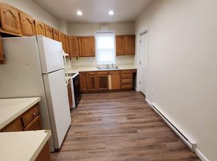 358 S Locust St, Hagerstown, MD 21740